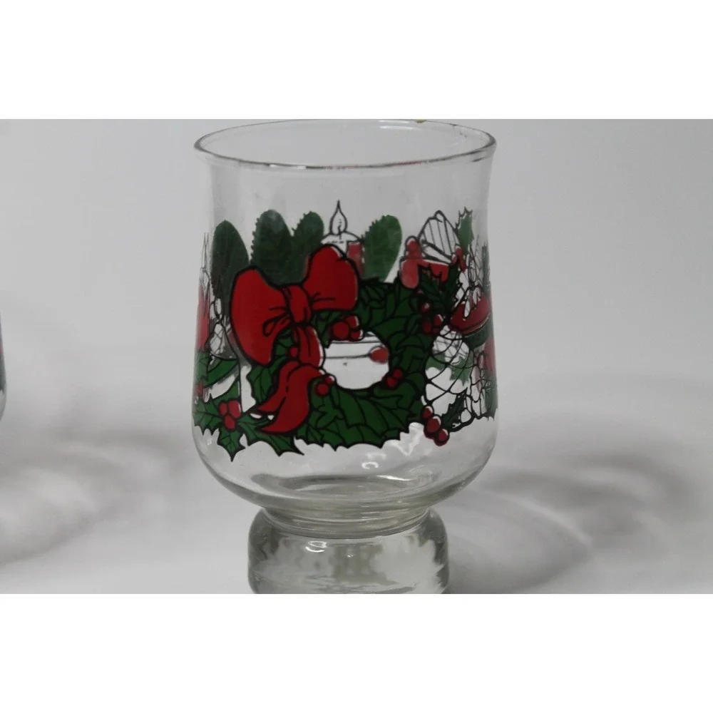 Vintage Libbey Christmas Glasses Heavy Footed Holiday Wreath Candles Set of 4